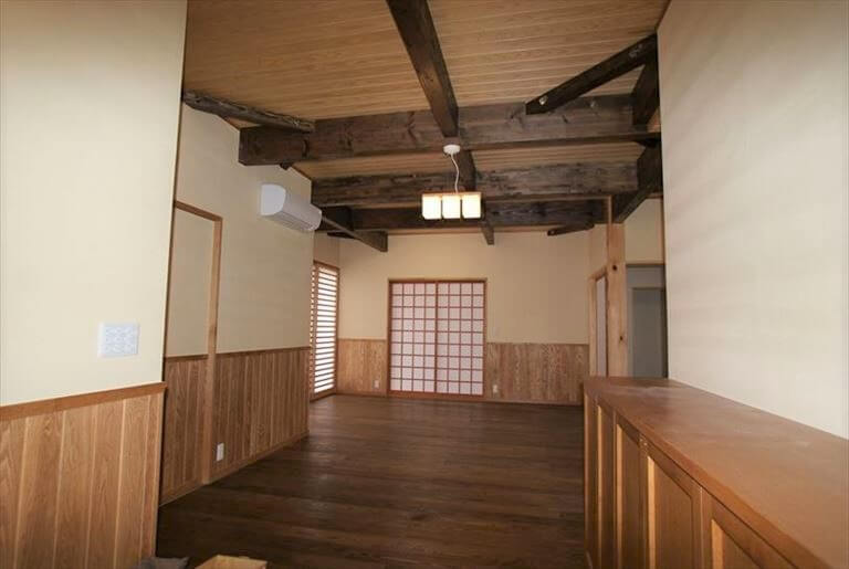 天竜杉の薫る家